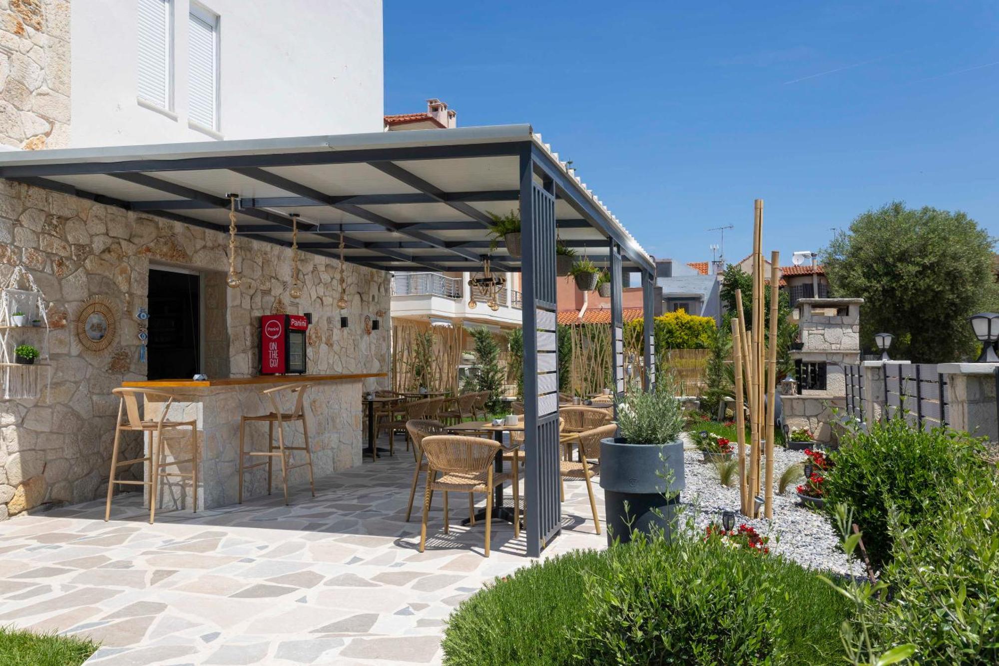 Danae Comfort Living Pefkochori Exterior photo
